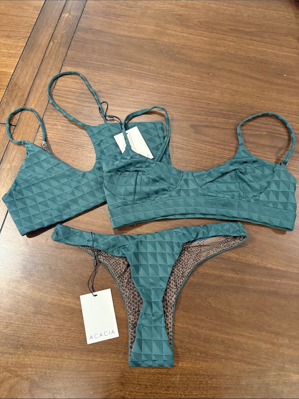 Acacia Zael Top (M, NWT), Palsey Top (M, lightly used), Oslo Bottom (M, NWT)